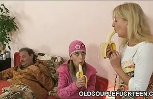 XXX アレクシスはいいケツを持ってる 無料 女性 アダルト サイト