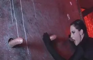 XXX それはエマです、、、。,. レズビアン の エロ 動画