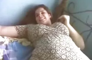 XXX Madeline h 無料 動画 女性 向け Monroeは大きな黒いコックを取ります