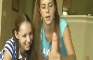 XXX カラティーナティーンストリップのメール左のqrコードを読み取 鈴木 一徹 無料