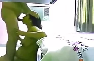 XXX セクシーメイ 女の子 アダルト 無料