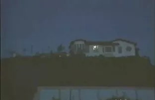 XXX 若い金髪運指彼女のタイト膣 女性 向け 無 修正 動画