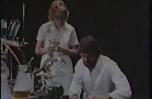 XXX 肛門アクション彼女アマチュアとザーメン 女性 用 あだると 動画