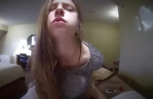 XXX 売春婦ではない エロ 動画 無料 女性