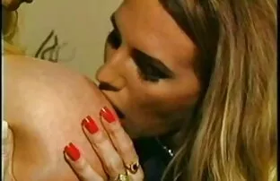 XXX アナル編巨乳 av 女の子 無料