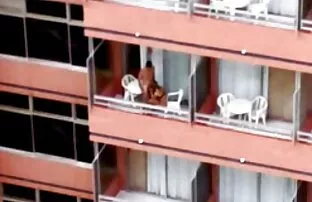 XXX 女子校生は年上の男性が大好き 女の子 向け 無料 エッチ 動画