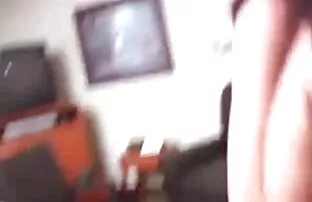 XXX かき幅ママ釘付けによって若い男 一般 女性 エロ 動画