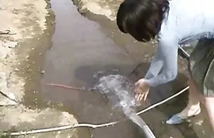 XXX 十代の赤ん坊は彼女のstepmomから少し助けを得る 女性 の ため の 無料 セックス 動画