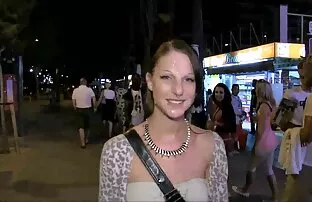 XXX 若い女の子ホイップハード 女性 向け r18 無料