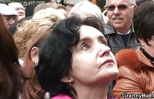 XXX さあ兄さん 女性 の ため の えろ 動画