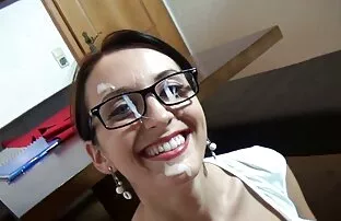 XXX かわいい素人の女の子が吸ってクソ 美しい 女性 エロ 動画