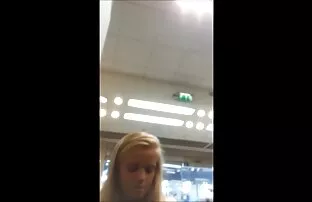 XXX 男の子前髪セクシーな母の彼女 女性 用 av 無料 視聴